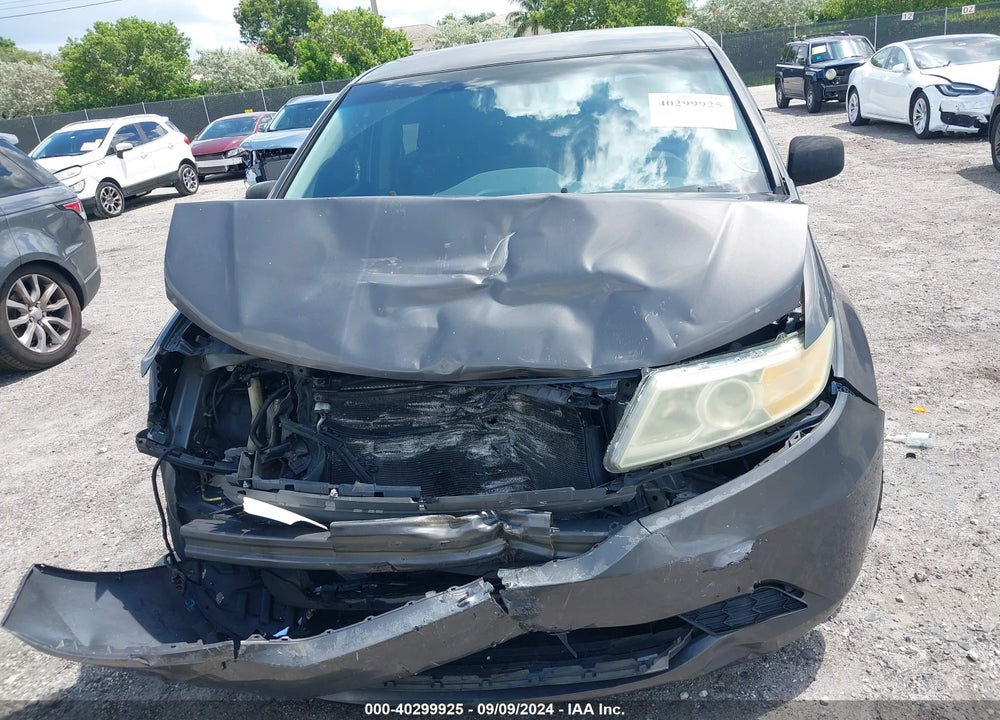 2011 HONDA ODYSSEY EX VIN: 5FNRL5H45BB009817