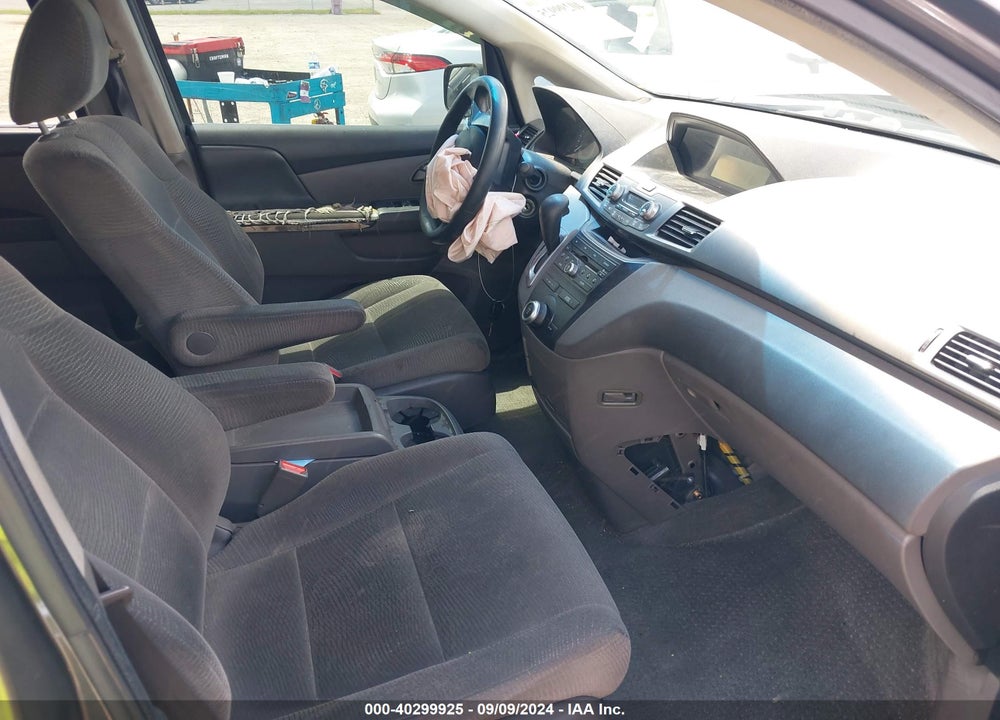 2011 HONDA ODYSSEY EX VIN: 5FNRL5H45BB009817