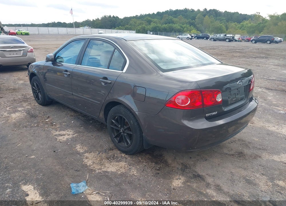 2007 KIA OPTIMA LX VIN: KNAGE123675138052