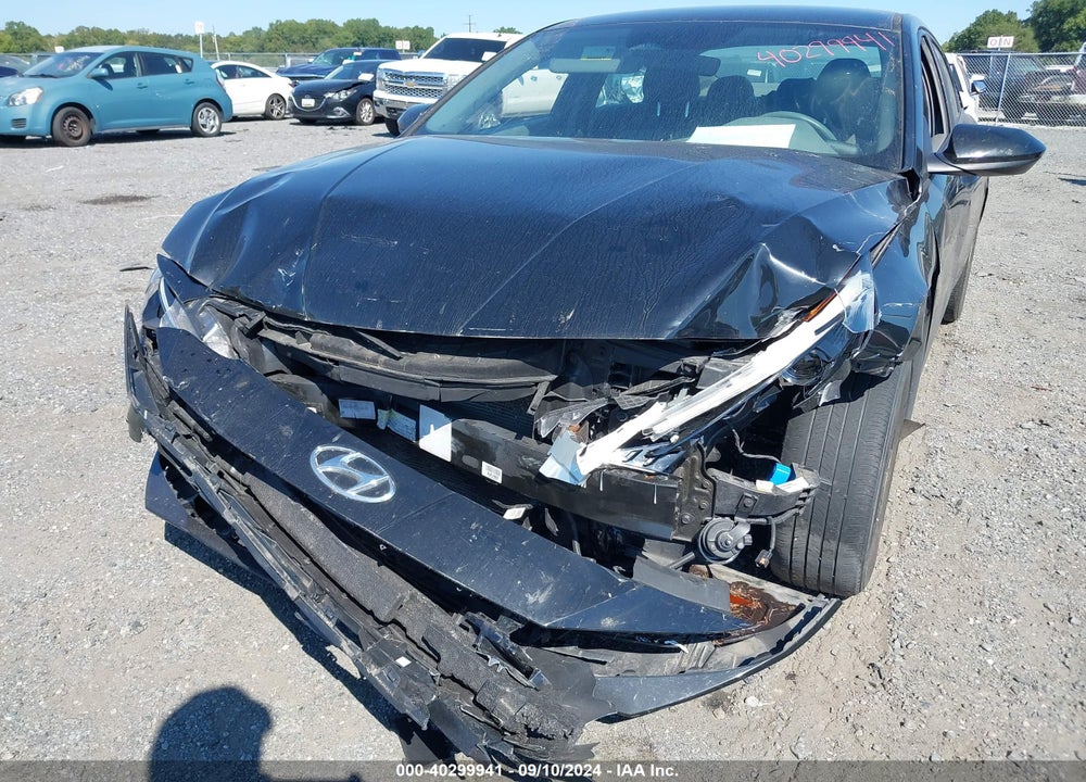 2022 HYUNDAI ELANTRA SEL VIN: KMHLM4AG6NU324036