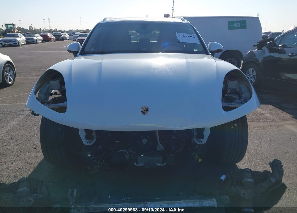 2015 PORSCHE MACAN S VIN: WP1AB2A57FLB68180