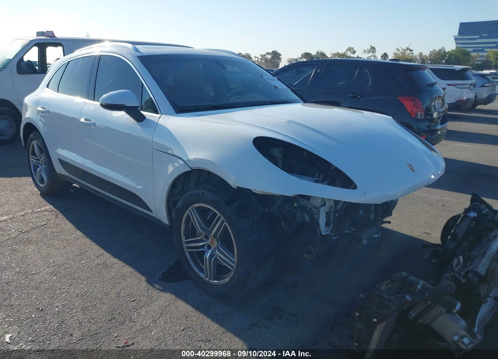 2015 PORSCHE MACAN S VIN: WP1AB2A57FLB68180