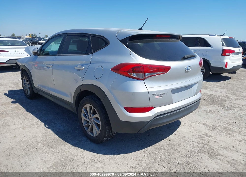 2018 HYUNDAI TUCSON SE VIN: KM8J2CA43JU814392
