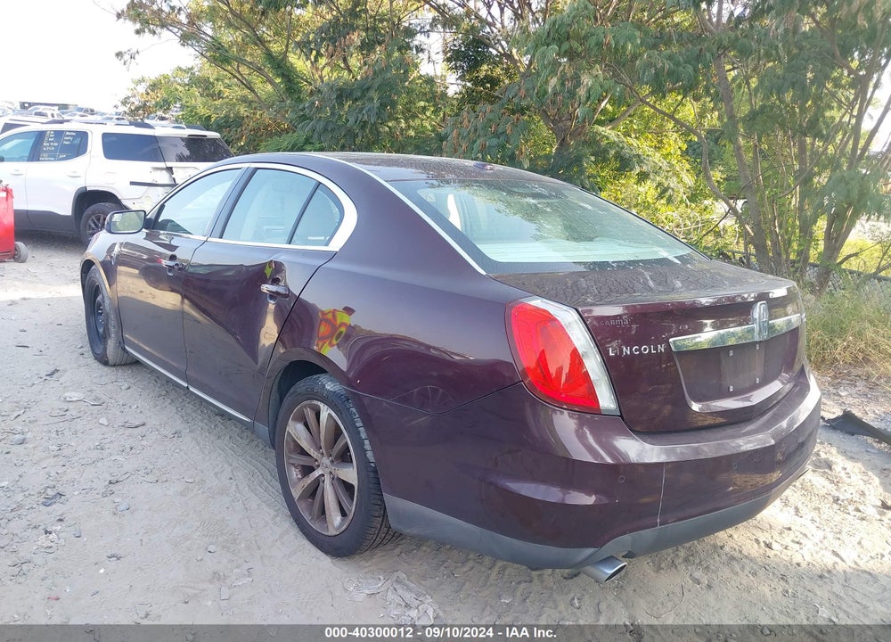 2011 LINCOLN MKS VIN: 1LNHL9DR2BG604548