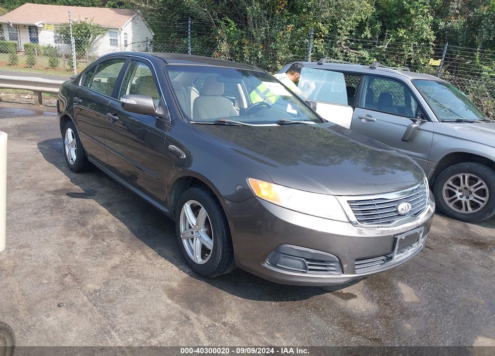 2009 KIA OPTIMA LX VIN: KNAGE228895338483