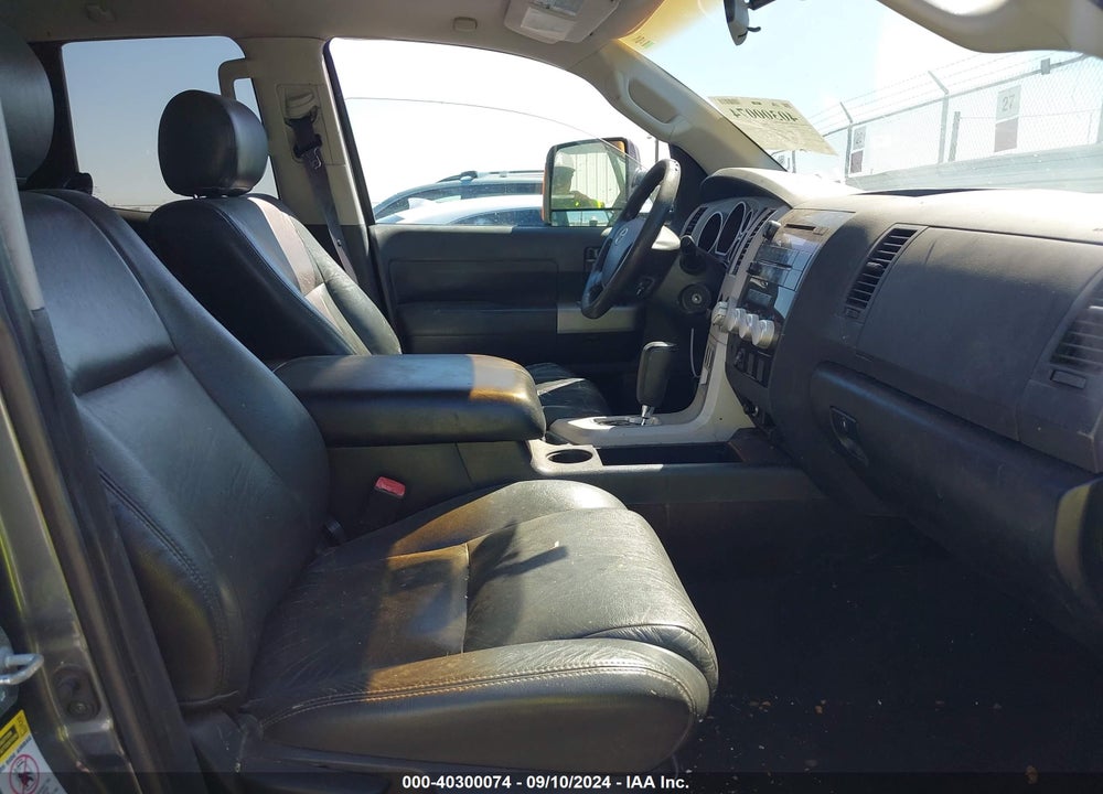 2007 TOYOTA TUNDRA SR5 5.7L V8 VIN: 5TFSV54197X002115