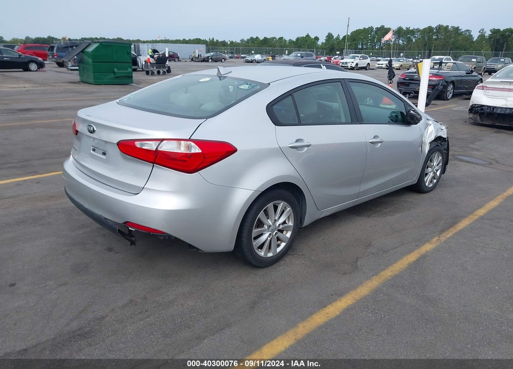 2015 KIA FORTE LX VIN: KNAFX4A61F5256110