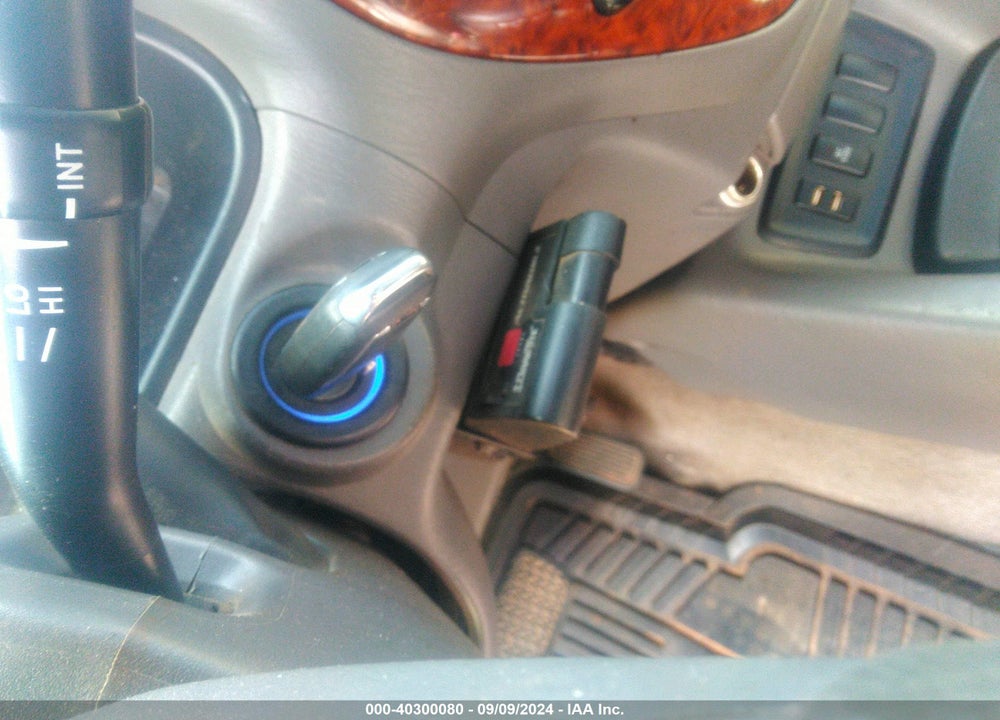 2005 TOYOTA TUNDRA SR5 V8 VIN: 5TBET34105S479535