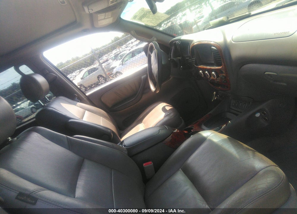 2005 TOYOTA TUNDRA SR5 V8 VIN: 5TBET34105S479535