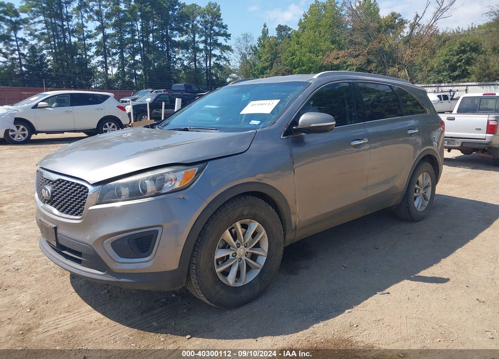 2017 KIA SORENTO 2.4L LX VIN: 5XYPG4A37HG294108