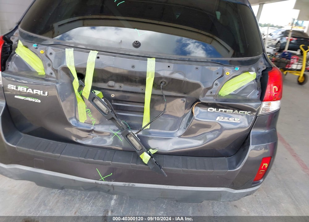 2011 SUBARU OUTBACK 2.5I PREMIUM VIN: 4S4BRBGC5B3436737