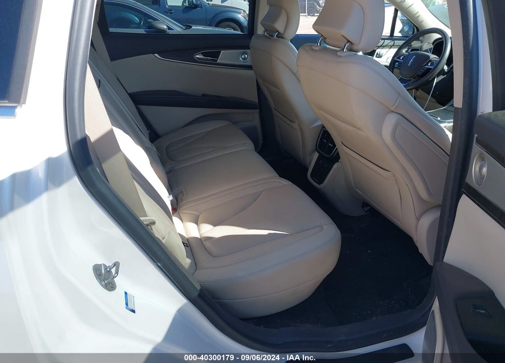 2019 LINCOLN NAUTILUS RESERVE VIN: 2LMPJ8L9XKBL41752
