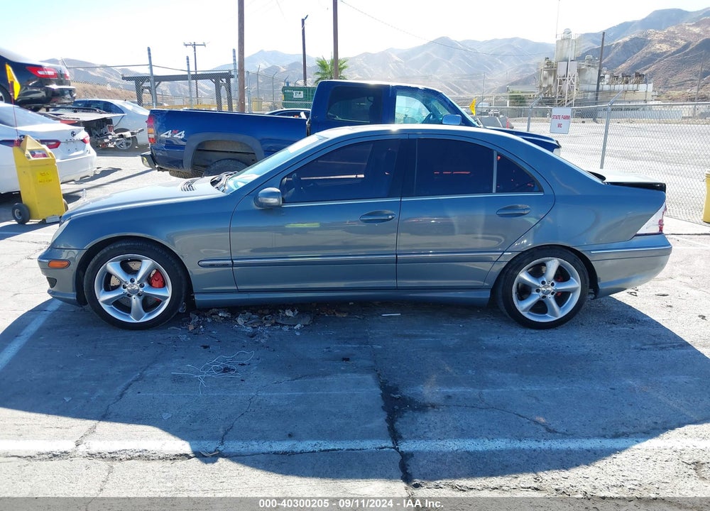 2006 MERCEDES-BENZ C 230 SPORT VIN: WDBRF52H76A900885