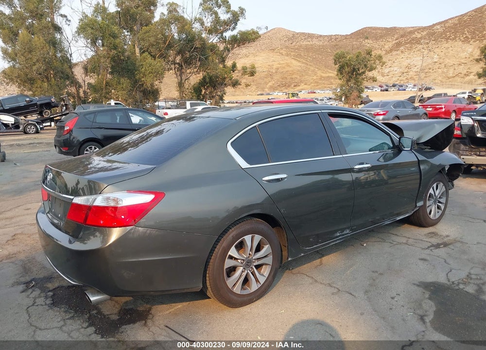 2015 HONDA ACCORD VIN: 1HGCR2F37FA135352