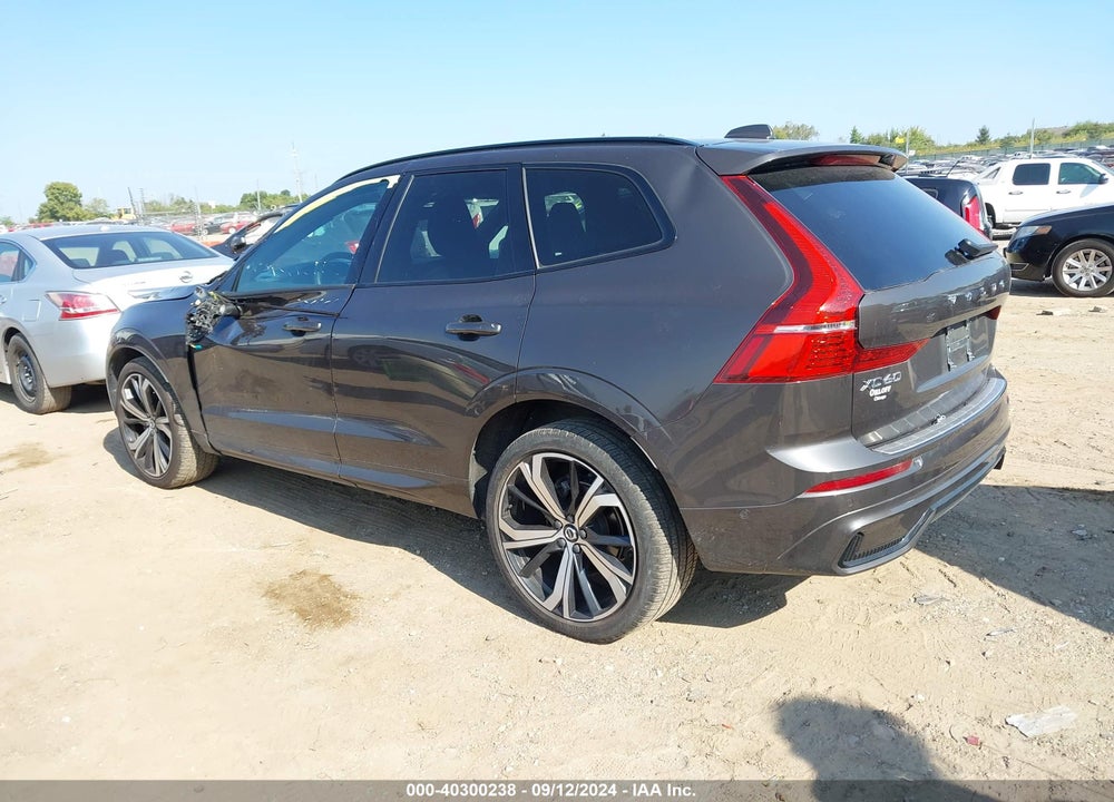 2022 VOLVO XC60 B5 R-DESIGN VIN: YV4L12RMXN1920230