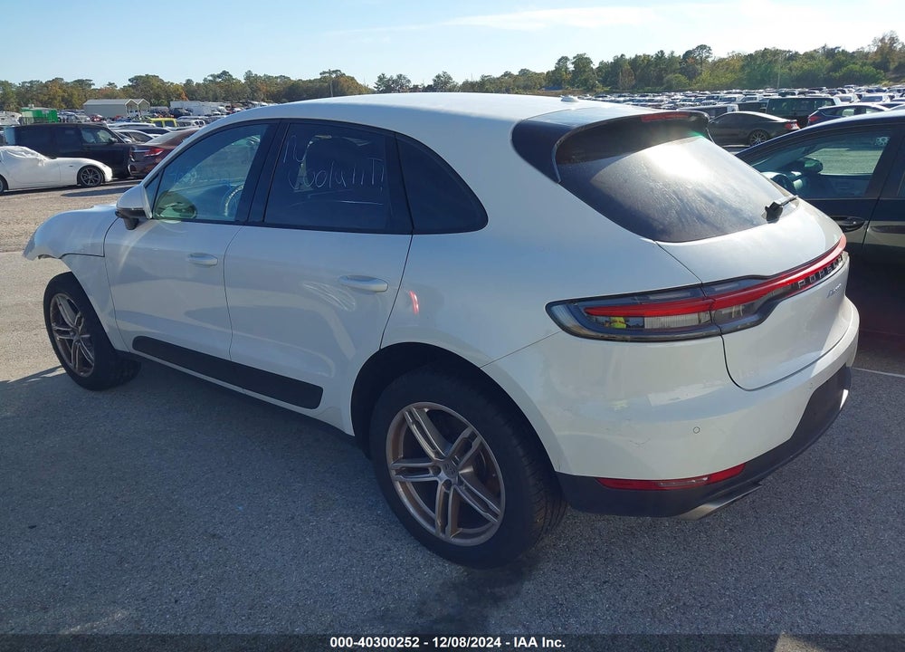 2021 PORSCHE MACAN VIN: WP1AA2A58MLB17349