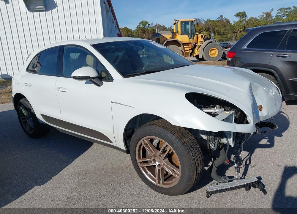 2021 PORSCHE MACAN VIN: WP1AA2A58MLB17349