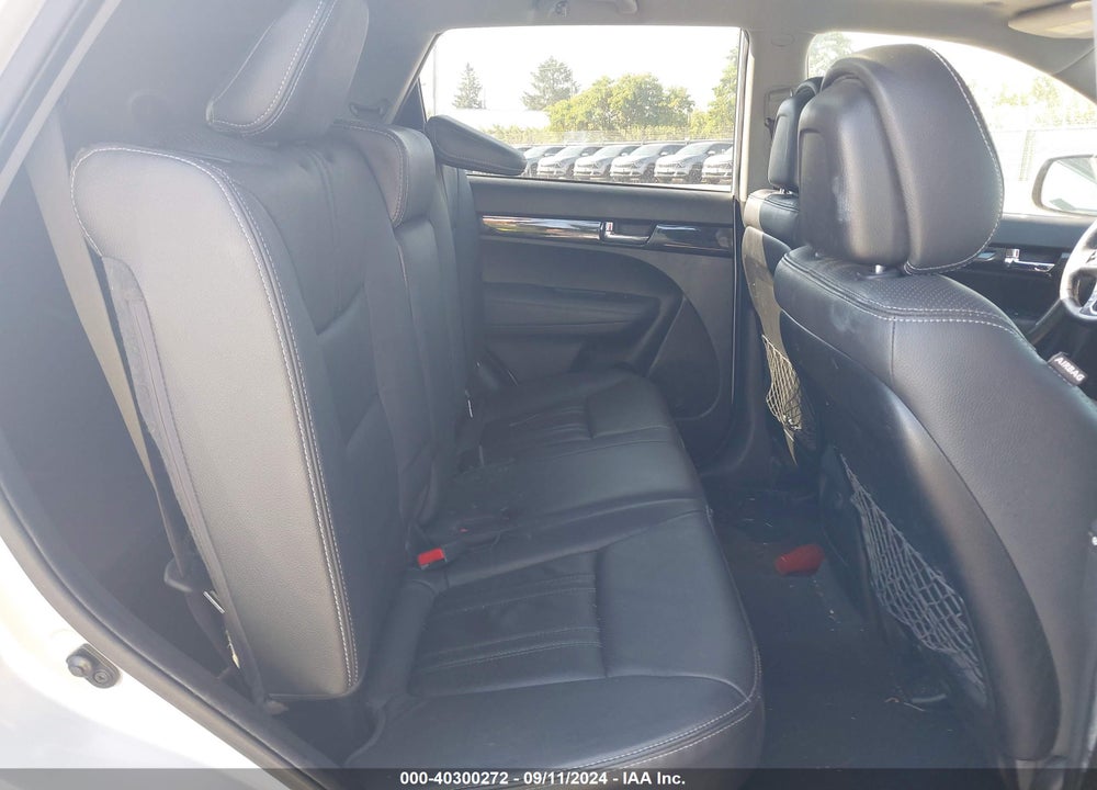 2013 KIA SORENTO EX V6 VIN: 5XYKUDA20DG329575