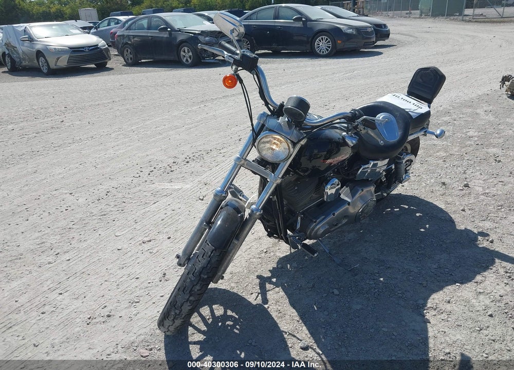 2004 HARLEY-DAVIDSON FXDI VIN: 1HD1GMW134K304021