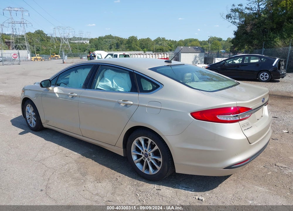 2017 FORD FUSION SE VIN: 3FA6P0HD7HR303940