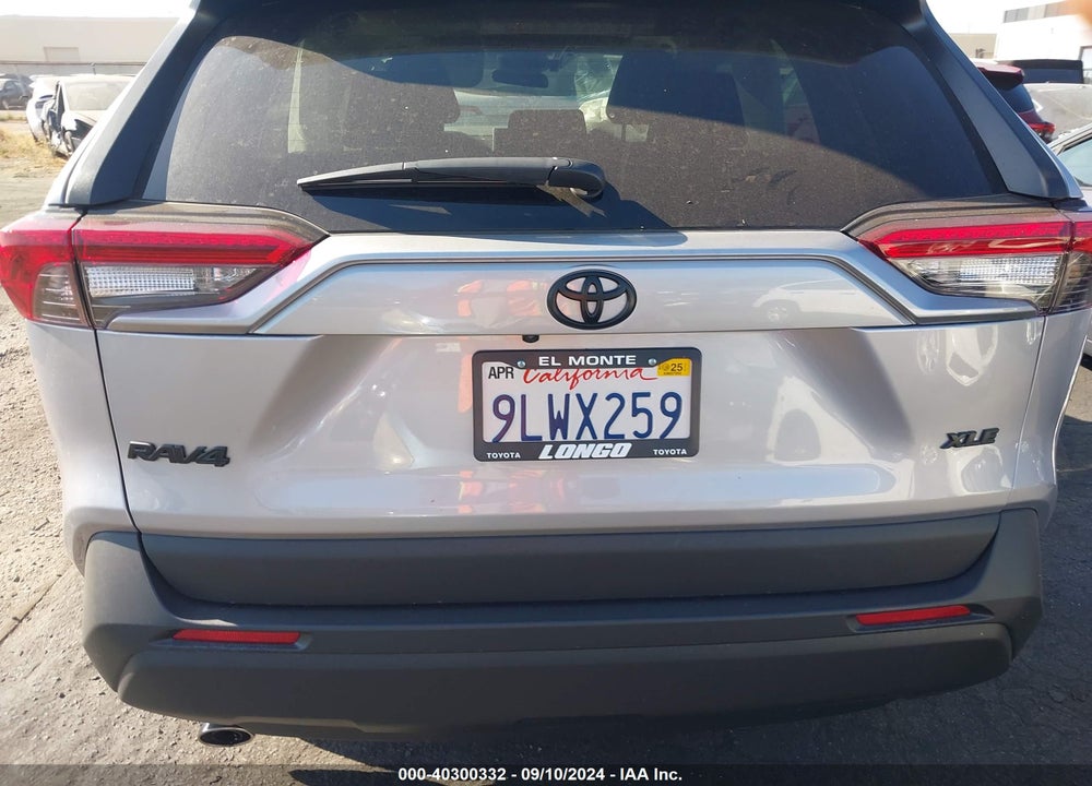 2024 TOYOTA RAV4 XLE VIN: 2T3W1RFV6RC275591