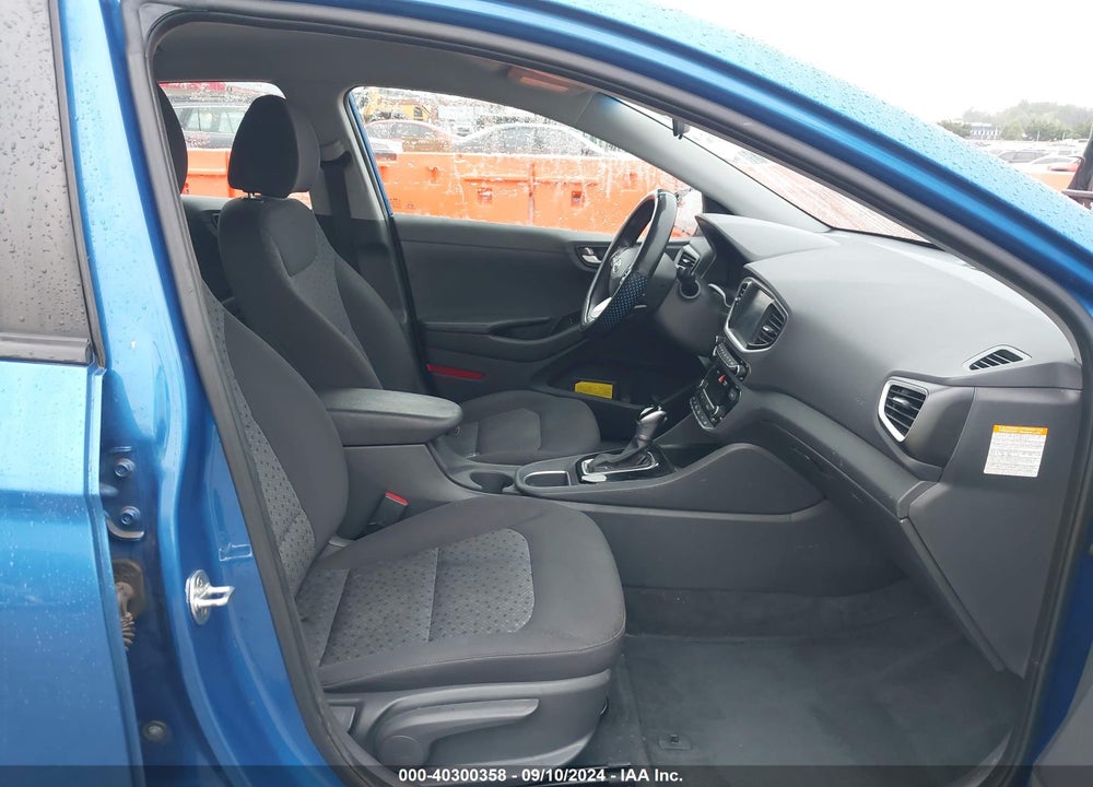 2018 HYUNDAI IONIQ HYBRID BLUE VIN: KMHC65LC9JU065515