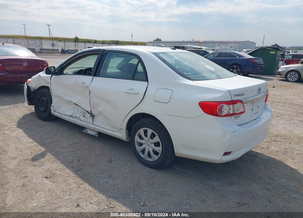 2011 TOYOTA COROLLA LE VIN: 2T1BU4EE4BC554577