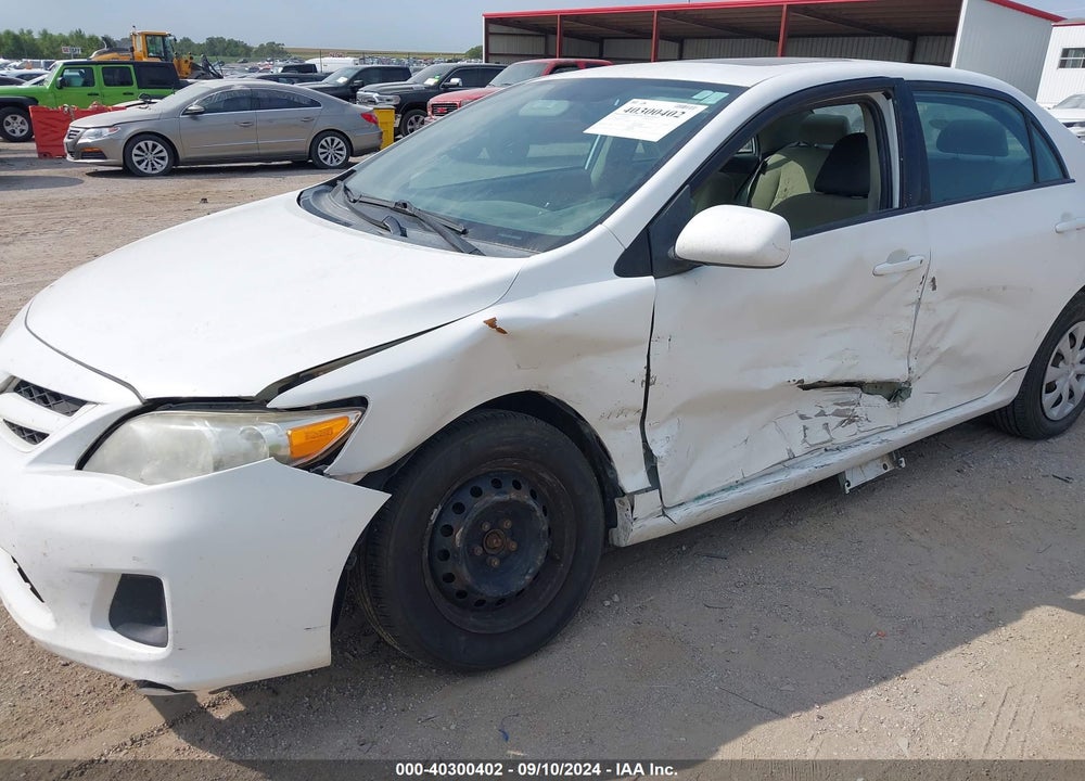 2011 TOYOTA COROLLA LE VIN: 2T1BU4EE4BC554577