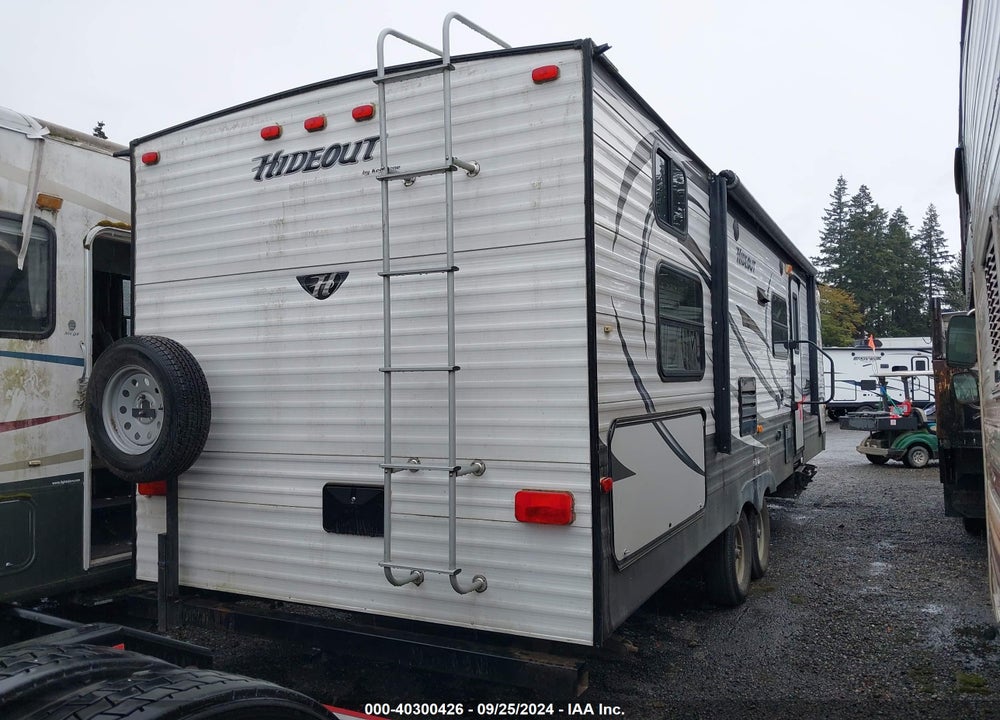 2015 KEYSTONE HIDEOUT M-26BHS VIN: 4YDT26B26FN205520