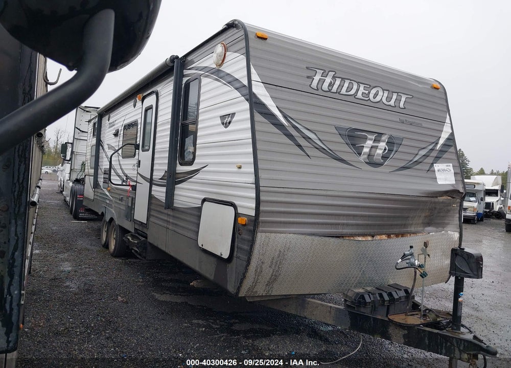 2015 KEYSTONE HIDEOUT M-26BHS VIN: 4YDT26B26FN205520