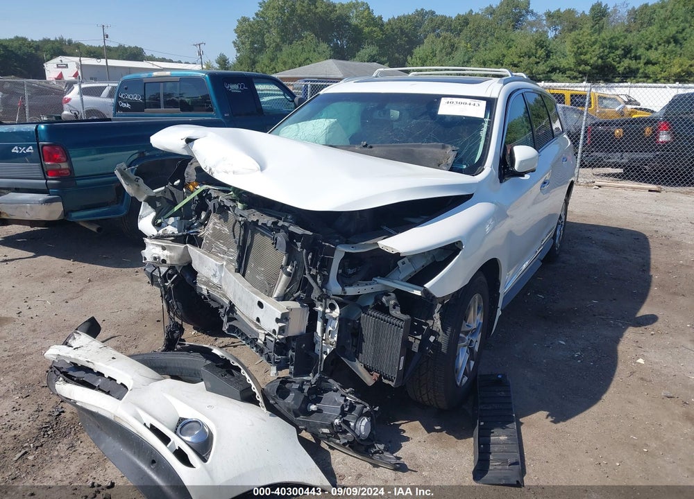 2013 INFINITI JX35 VIN: 5N1AL0MM8DC338495
