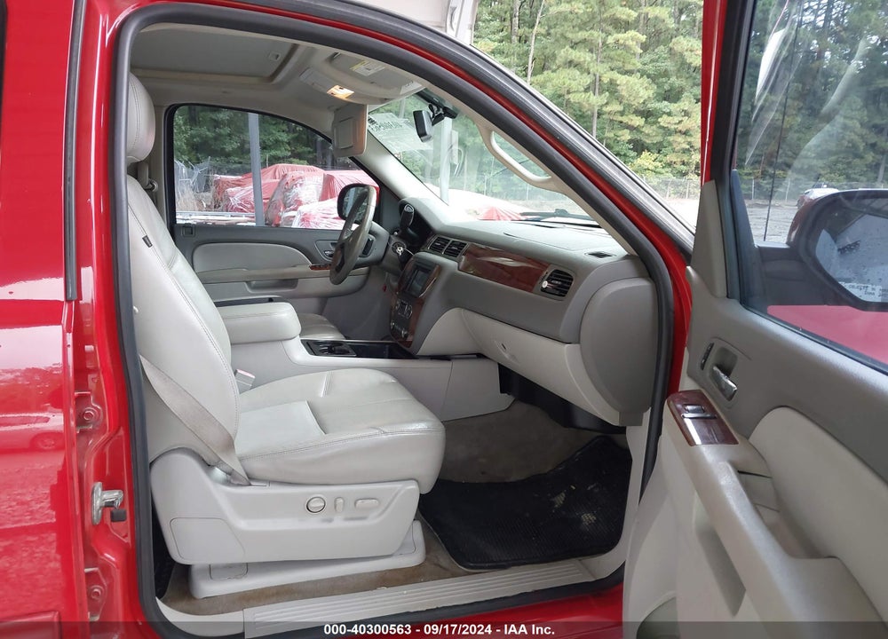 2010 CHEVROLET AVALANCHE 1500 LT1 VIN: 3GNVKFE05AG168202