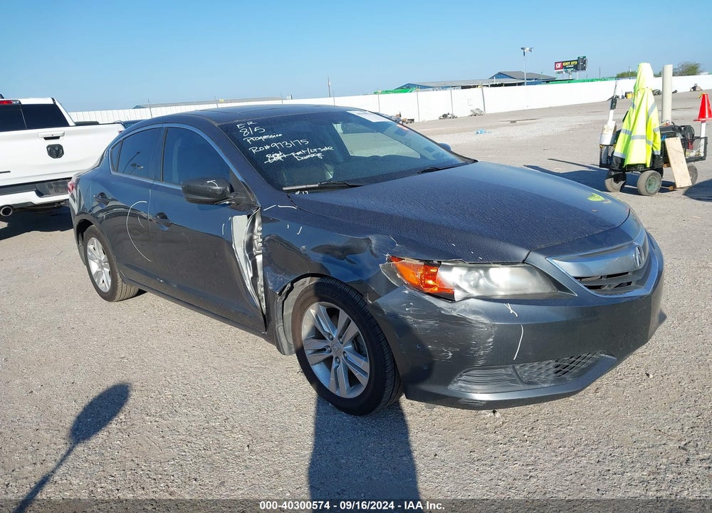 2013 ACURA ILX 2.0L VIN: 19VDE1F37DE014994