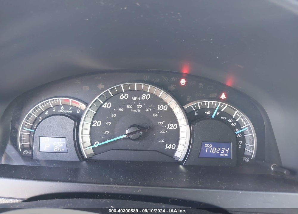 2014 TOYOTA CAMRY SE VIN: 4T1BF1FK6EU302474