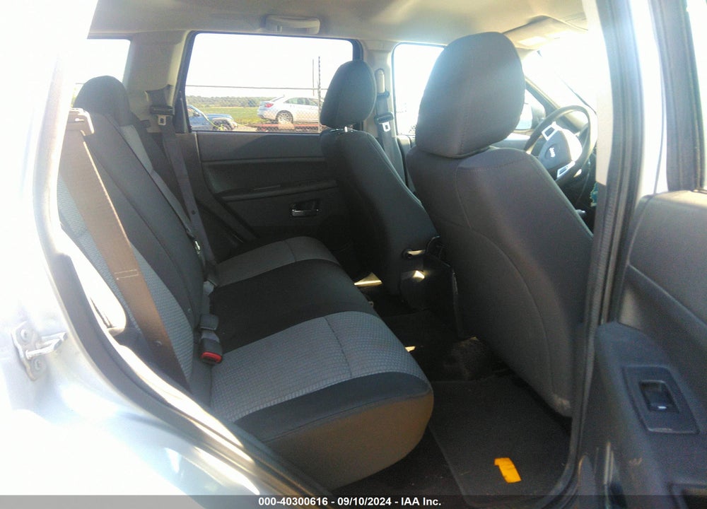 2010 JEEP GRAND CHEROKEE LAREDO VIN: 1J4PR4GK4AC105265