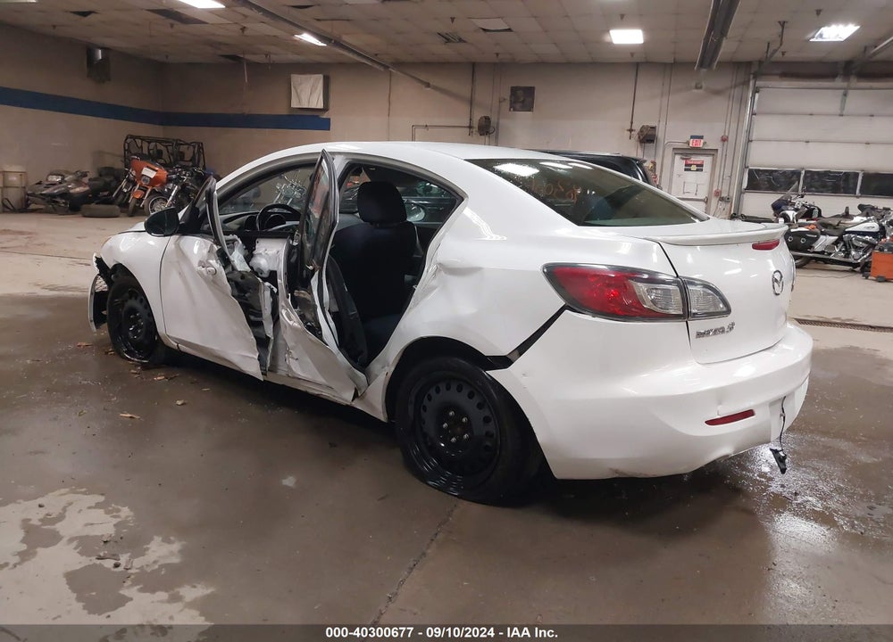 2010 MAZDA 3 S SPORT VIN: JM1BL1S67A1196098