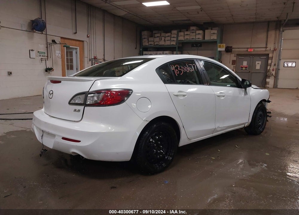 2010 MAZDA 3 S SPORT VIN: JM1BL1S67A1196098