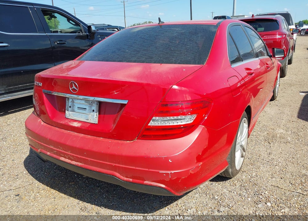 2013 MERCEDES-BENZ C 250 VIN: WDDGF4HB5DR260833