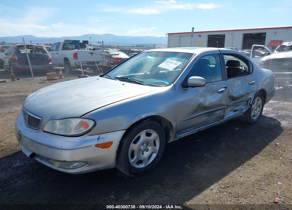 2000 INFINITI I30 LUXURY/TOURING VIN: JNKCA31A0YT204048