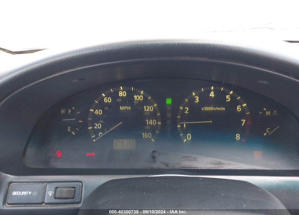 2000 INFINITI I30 LUXURY/TOURING VIN: JNKCA31A0YT204048