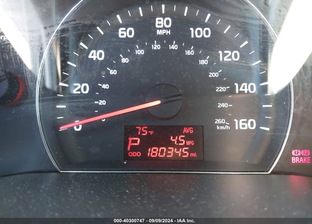 2015 KIA SORENTO LX VIN: 5XYKT3A68FG579911