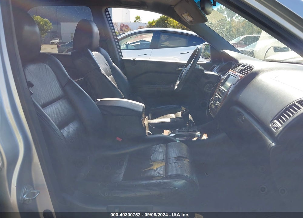 2004 ACURA MDX VIN: 2HNYD18704H526705