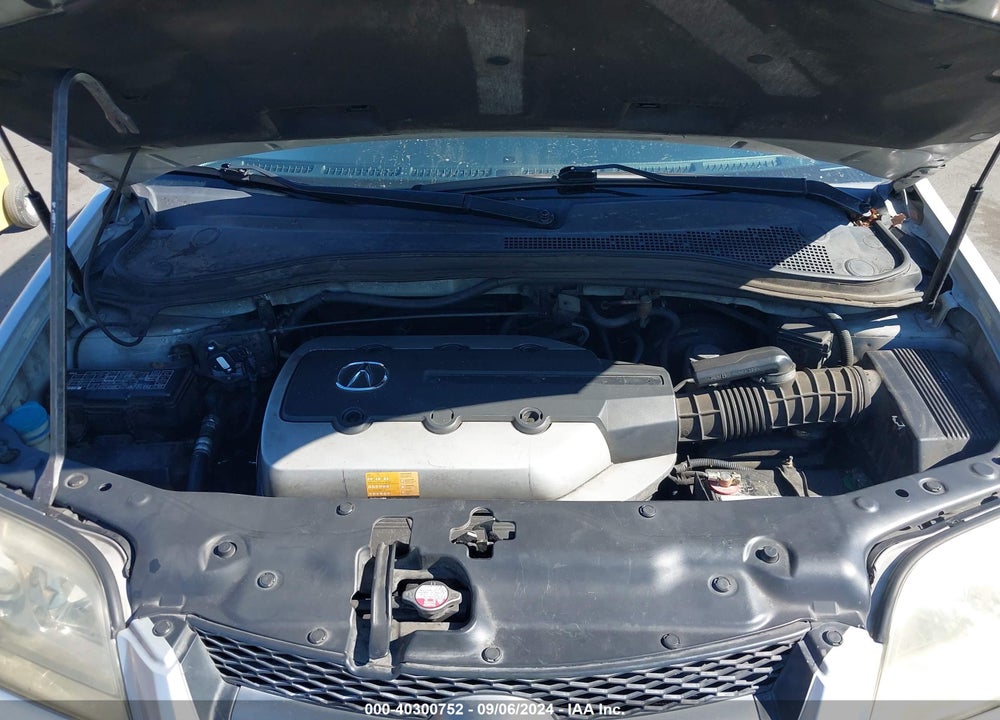 2004 ACURA MDX VIN: 2HNYD18704H526705