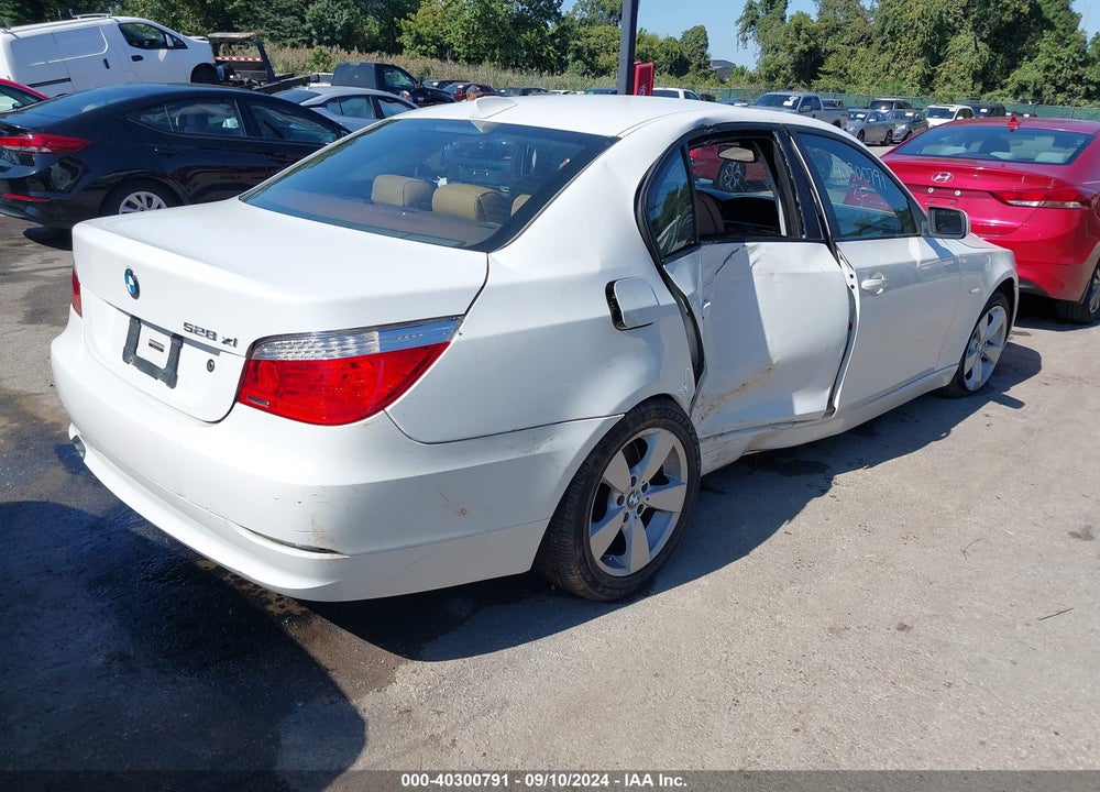 2008 BMW 528XI VIN: WBANV13578CZ51579