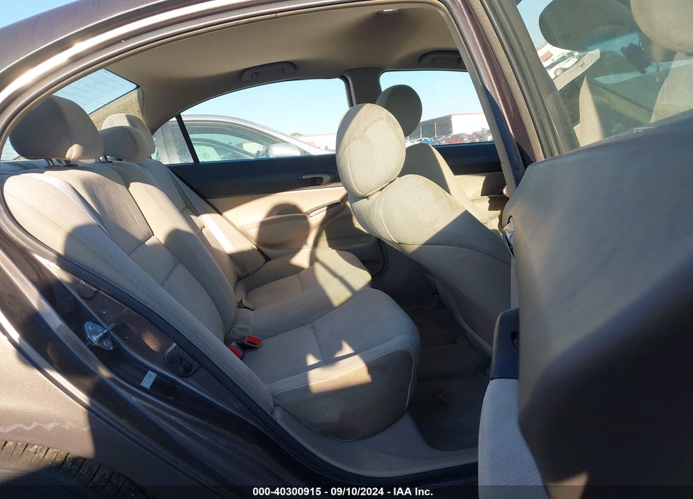 2011 HONDA CIVIC LX VIN: 2HGFA1F54BH529418