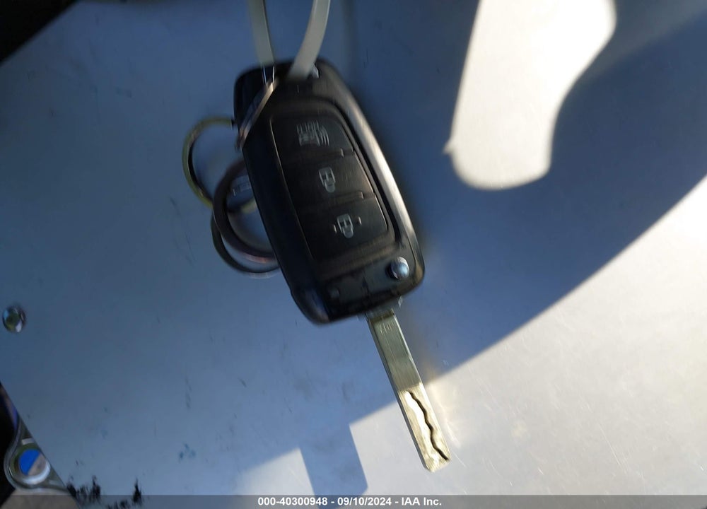 2021 HYUNDAI VENUE SEL VIN: KMHRC8A3XMU127418