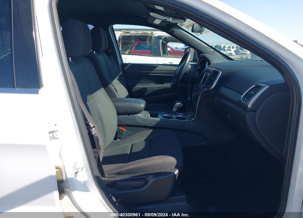 2021 JEEP GRAND CHEROKEE LAREDO E 4X4 VIN: 1C4RJFAG4MC732381
