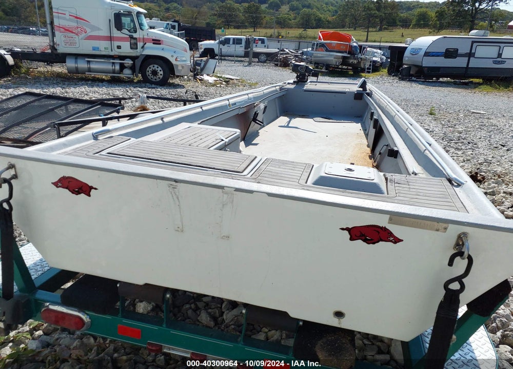 2013 UNDEFINED BOAT TRAILER VIN: 1L8THMRA1DA009197