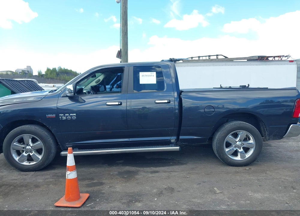 2017 RAM 1500 SLT VIN: 1C6RR7GT2HS596239