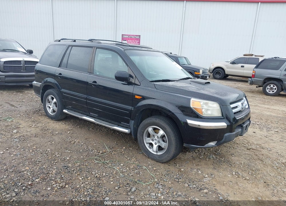 2007 HONDA PILOT EX-L VIN: 5FNYF28757B003213